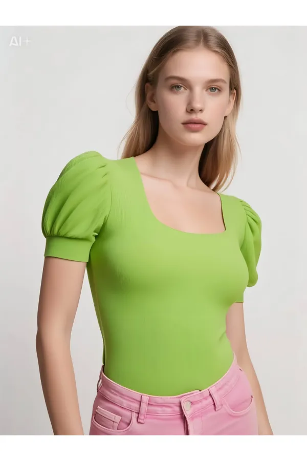 Kadın Fıstık Yeşili Kare Yaka Örme Bluz HZL22W-BD104091