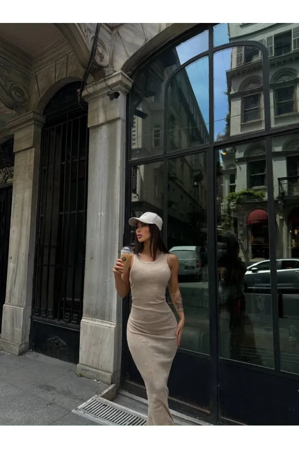 Kadın Bej Bisiklet Yaka Sıfır Kol Yıkamalı Fitilli Uzun Elbise HZL24S-VL1241071