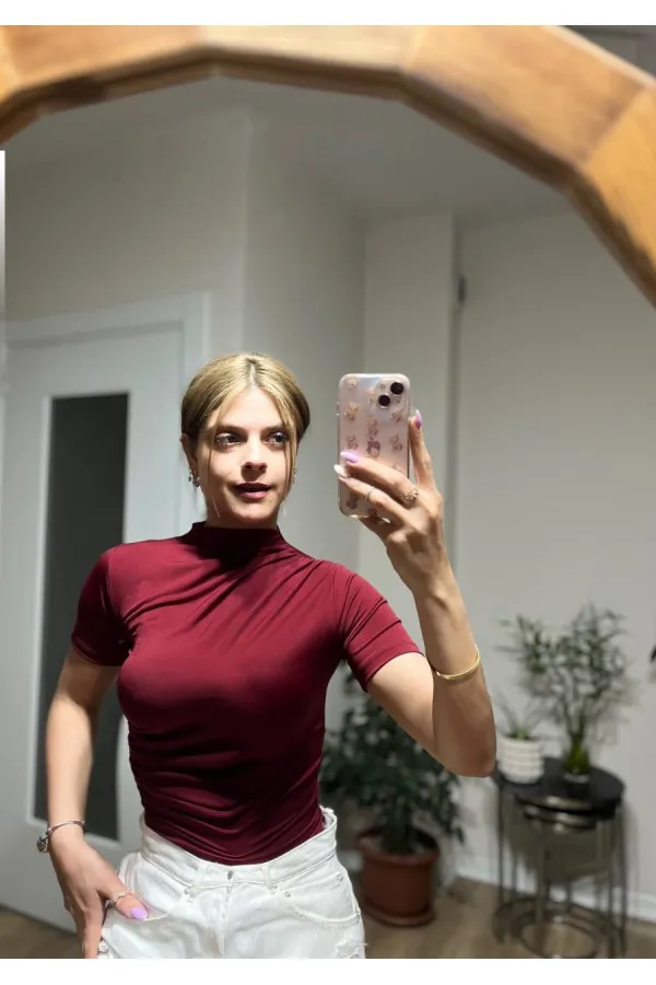 Kadın Bordo Büzgü Detay Yarım Kol Sandy Bluz HZL25S-FRY121741