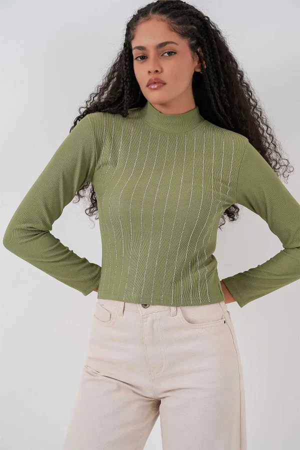 Kadın Çağla Yeşil Yarım Balıkçı Önü Taşlı Body HZL25W-BD19221