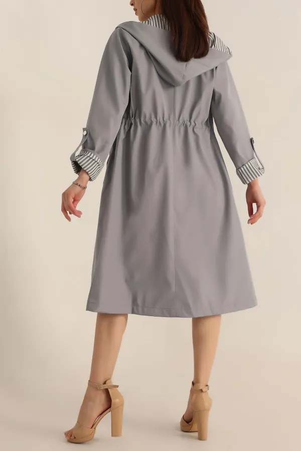 Trench-coat long à capuche gris pour femme avec cordon de serrage à la taille HZL22W-BD190911