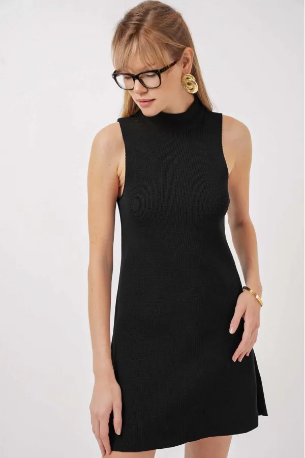 Robe courte en tricot noir à manches zéro pour femme HZL25W-BD1102771