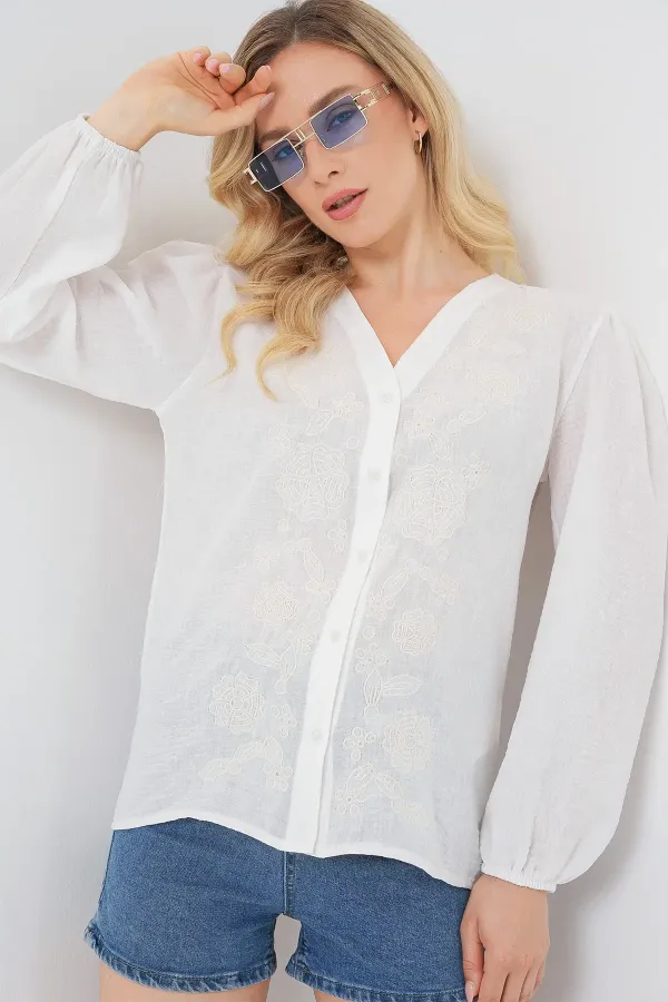 Women's Embroidered Long-Sleeve Blouse 963 - Cream