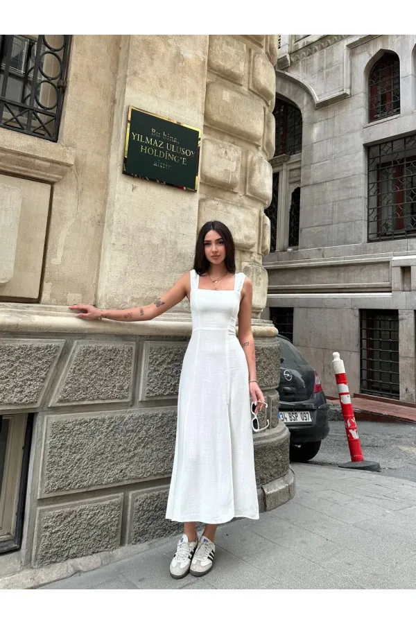 Kadın Beyaz Arkadan İp Bağlamalı Yırtmaç Detaylı Keten Elbise HZL25S-ZK11241