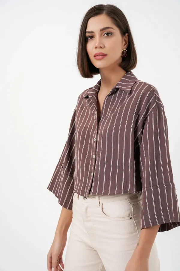 Chemise courte rayée oversize pour femme 20326 - Marron
