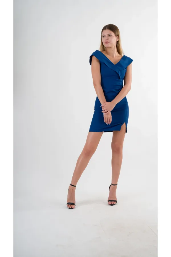 Kadın Lacivert V Yaka Yırtmaç Detaylı Kolsuz Elbise HZL24S-YY272