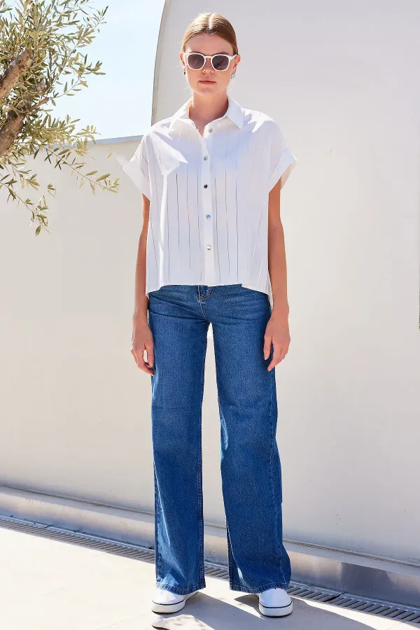 20262 Short-Sleeve Striped Shirt - White