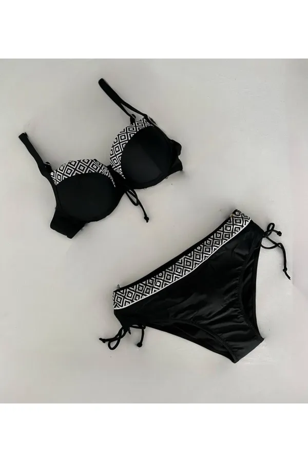 Kadın Siyah Etnik Desenli Bikini Takım HZL25S-LC2218