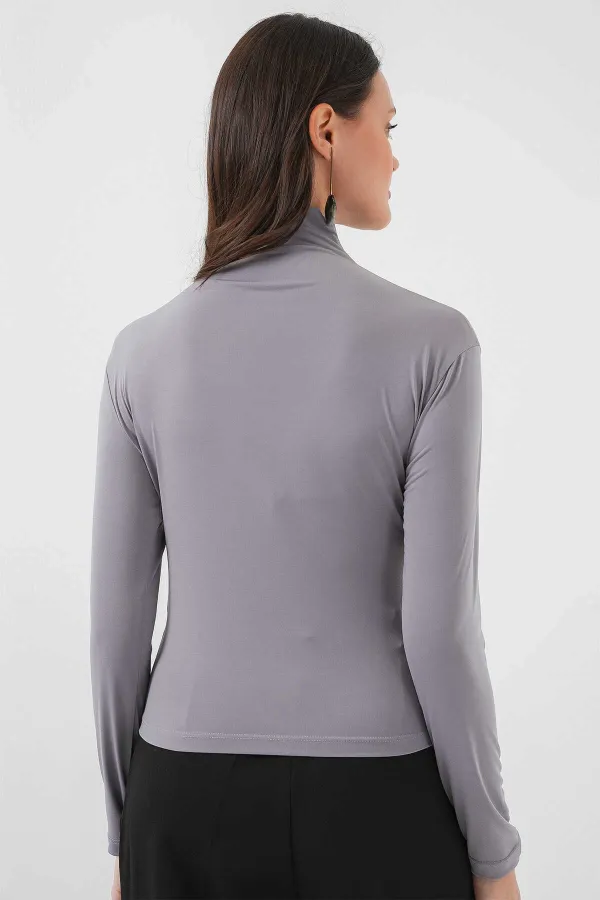 Kadın Gri Büzgü Detay Balıkçı Yaka Sandy Bluz HZL25W-BD19251