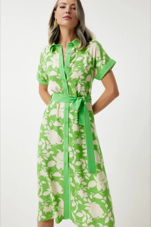 Kadın Yeşil Krem Kuşaklı Çiçek Desenli Düğmeli Yazlık Viskon Elbise HZL24S-BD124551