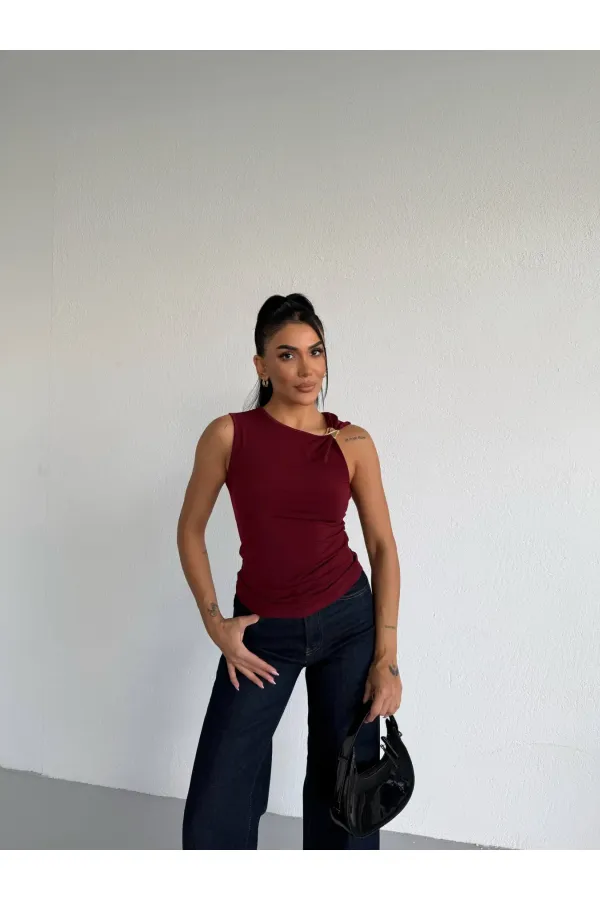 Kadın Bordo Gold Tokalı Omuz Detaylı Sandy Bluz HZL26W-FRY123761