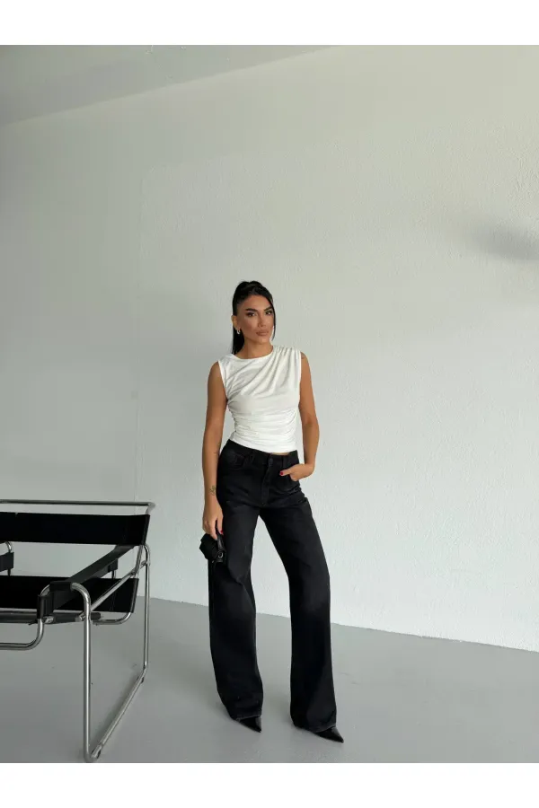 Kadın Beyaz Büzgülü Kolsuz Sandy Bluz HZL26W-FRY122751