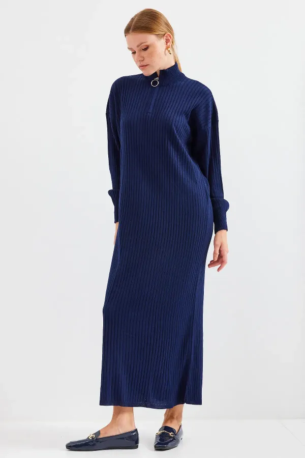 Robe longue en maille 15839 - Bleu marine foncé