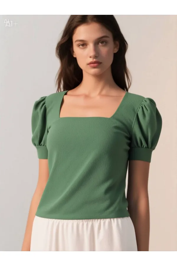 Kadın Zümrüt Yeşil Kare Yaka Örme Bluz HZL22W-BD104091