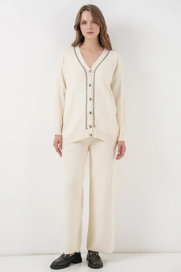 Ensemble deux pièces pour femme : cardigan, pantalon et tricot 15956 - Écru