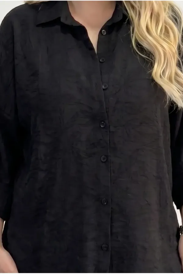 Women's Black Plus Size Patterned Strawberry Fabric Shirt HZL26S-ZSS111311 Women's Black Plus Size Patterned Strawberry Fabric Shirt HZL26S-ZSS111311