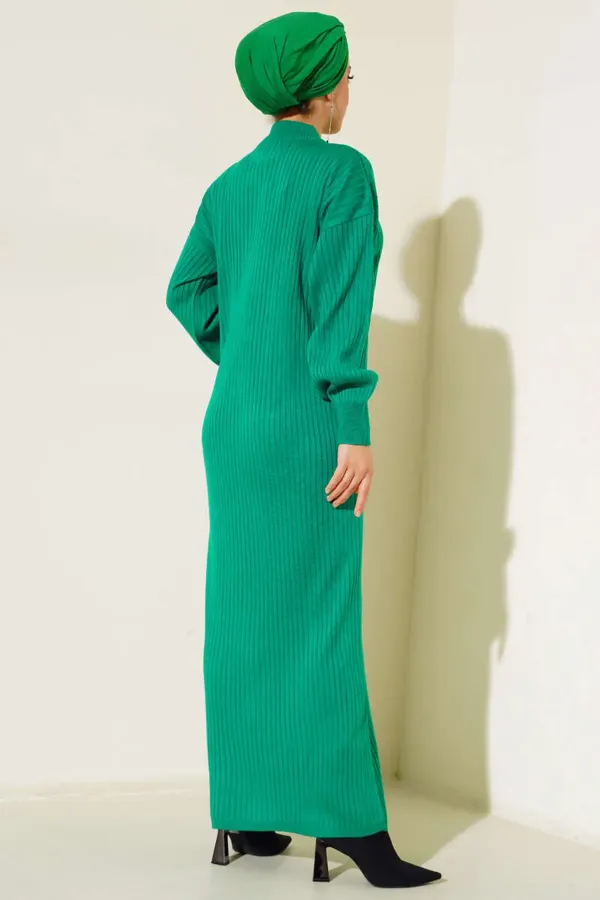 15900 Full-Length Modest Knit Dress - Green