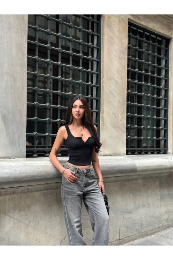 Kadın Siyah Önü Çıt Çıt Kapamalı Crop HZL25S-ZK11671