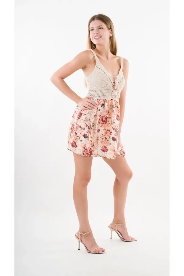 Kadın Sarı Önden İp Bağlamalı Ajurlu Model Saten Yüzeyli Mini Elbise HZL24S-YY250