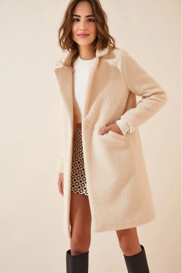 Manteau en cachemire bouclé doublé crème pour femme, à un bouton et double poche HZL22W-BD190821