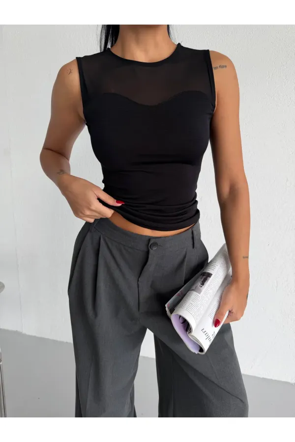 Kadın Siyah Kolsuz Likralı Tül Detay Sandy Bluz HZL26W-FRY123721