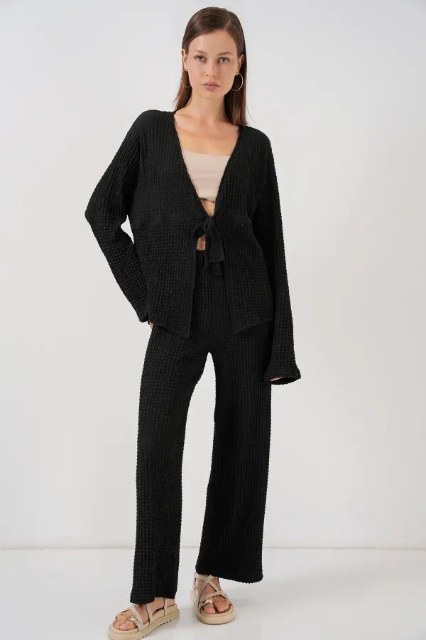 Ensemble deux pièces pour femme : chemisier et pantalon en maille, réf. 30052 - Noir