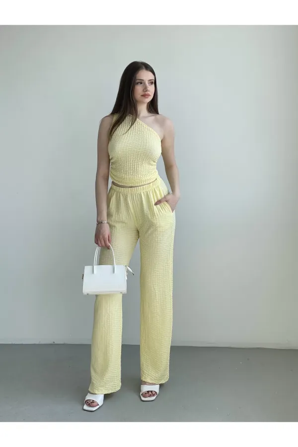 Kadın Sarı Beli Lastilkli Gofre Kumaş Pantolon HZL24S-ZK13261