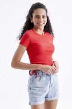 Tommylife Wholesale Pomegranate Blossom Basic Side Gathered O-Neck Women's Crop Top T-Shirt - 97203