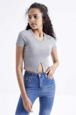 Tommylife Wholesale Grey Basic Front Slit V-Neck Women's Crop Top T-Shirt - 97206