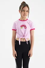 Tommylife Toptan Pembe Baskı Detaylı O Yaka Çok Renkli Bağlama Detaylı Kız Çocuk T-Shirt - 75113