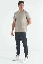 Tommylife Toptan O Yaka Standart Kalıp Basic Erkek T-Shirt 87911 Koyu Bej