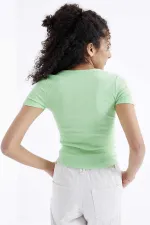 Tommylife Wholesale Pistachio Green Basic Short Sleeve Crew Neck Women's T-Shirt - 97202