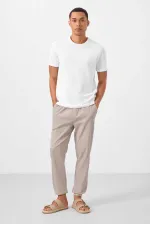 Pantalon chino extensible léger, coupe standard, tissé, Tommylife Wholesale, couleur pierre (réf. 82176).