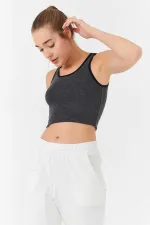 Tommylife Toptan Antrasit Melanj Basic Sıfır Kol Dar Kalıp U Yaka Kadın Crop Top Atlet - 97162
