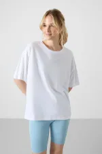 Tommylife Toptan O Yaka Oversize Basic Kadın T-Shirt 97285 Beyaz