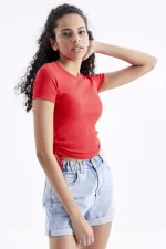 Tommylife Wholesale Pomegranate Blossom Basic Side Gathered O-Neck Women's Crop Top T-Shirt - 97203