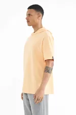 Tommylife Wholesale T-shirt à capuche orange oversize pour homme avec étiquette sur la manche - 88179