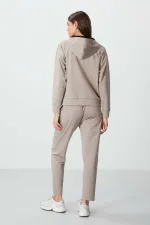 Tommylife Toptan Standart Kalıp Kapüşonlu Kadın Eşofman Takımı 95306 Koyu Bej