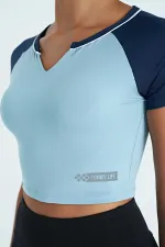 Tommylife Wholesale Light Blue Color Block Logo Print Crew Neck Slim Fit Women's Crop T-Shirt - 97270