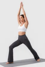 Leggings de sport évasés pour femmes Tommylife, gris foncé, taille haute, souples et performants - 94686 Leggings de sport évasés pour femmes Tommylife, gris foncé, taille haute, souples et performants - 94686