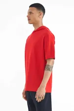 Tommylife Wholesale T-shirt rouge à capuche oversize pour homme avec étiquette sur la manche - 88179