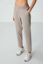 Tommylife Toptan Standart Kalıp Kapüşonlu Kadın Eşofman Takımı 95306 Koyu Bej