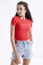Tommylife Wholesale Pomegranate Blossom Basic Side Gathered O-Neck Women's Crop Top T-Shirt - 97203