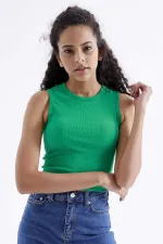 Tommylife Toptan Yeşil Basic Kolsuz O Yaka Kadın Crop Top Atlet - 97204