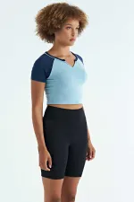 Tommylife Wholesale Light Blue Color Block Logo Print Crew Neck Slim Fit Women's Crop T-Shirt - 97270