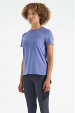 Tommylife Toptan Eflatun Sırt Yırtmaç Detaylı O Yaka Kısa Kollu Standart Kalıp Kadın T-Shirt - 97267