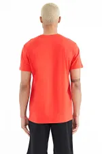 Tommylife Toptan Stew O Yaka Standart Kalıp Baskılı Erkek T-Shirt 88229 Fiesta