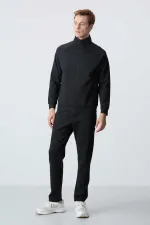 Tommylife Wholesale Comfortable Fit Stand Collar Classic Leg Men's Tracksuit 85113 Black