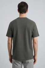 T-shirt homme Tommylife en gros, kaki, coupe confortable, souple et respirant - 88495