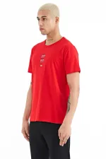 Tommylife Toptan Tylor O Yaka Standart Kalıp Baskılı Erkek T-Shirt 88227 Kırmızı